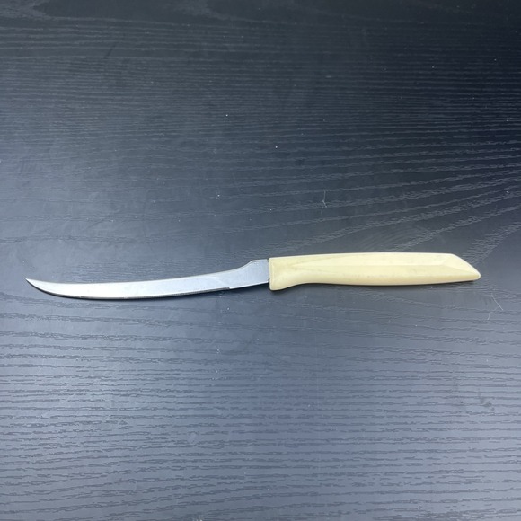 Ekco Other - Vintage EKCO Serrated Kitchen Knife Stainless Steel Beige Plastic Handle USA